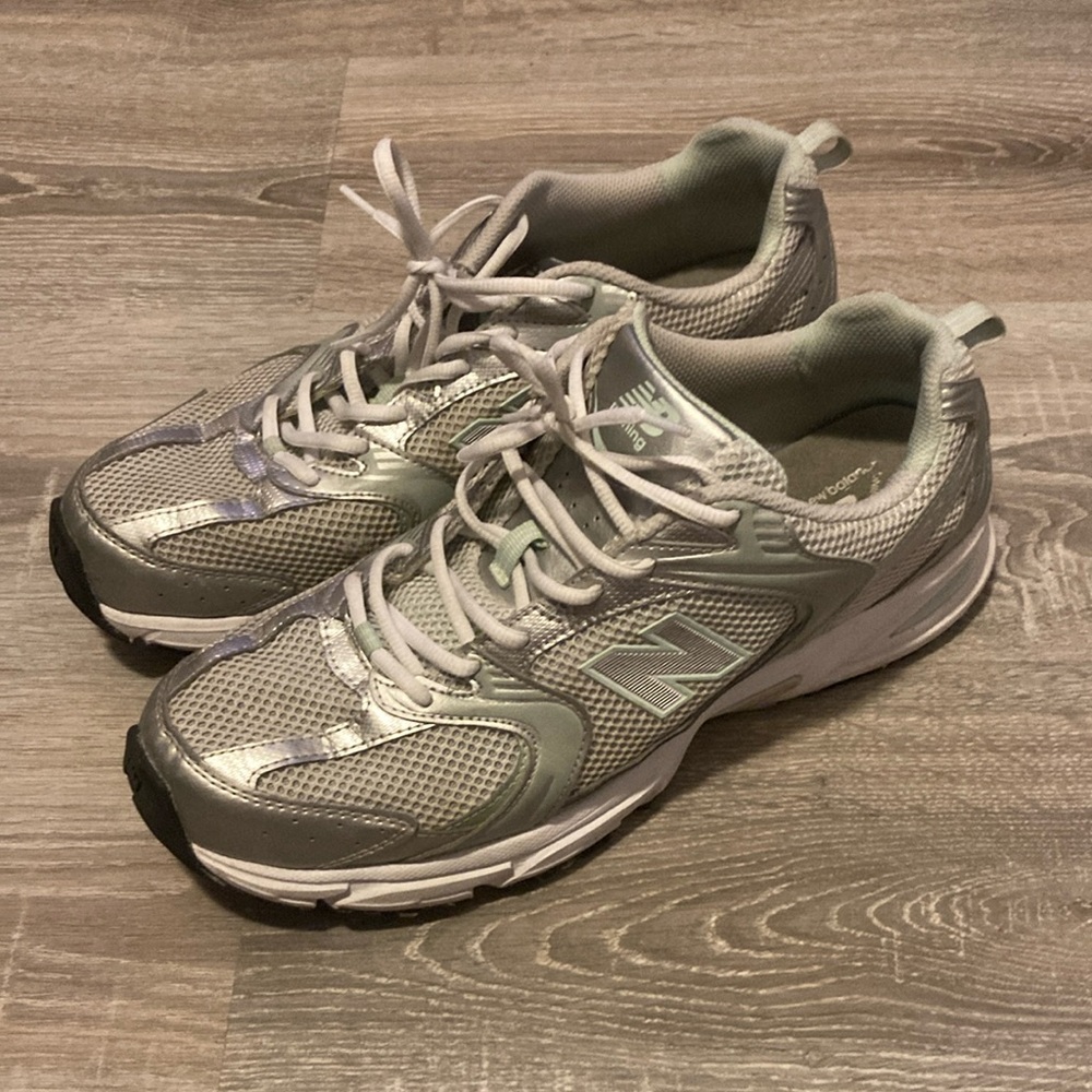 New Balance 530s (Cosmic Jade)
